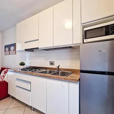 Apartamento Modern Three Flat With Pool