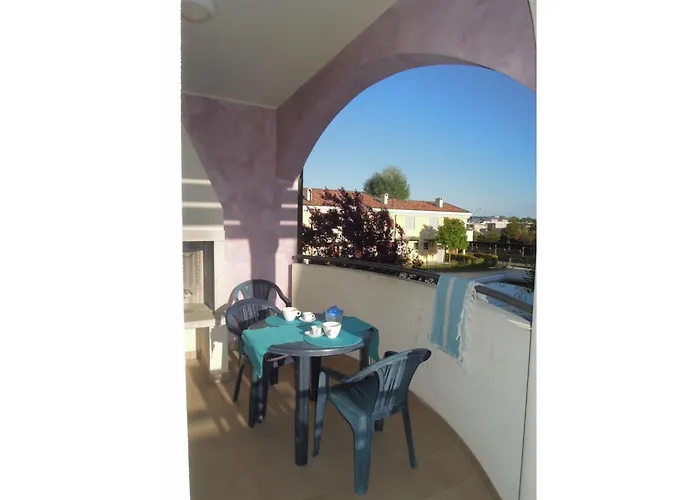 Apartmán Modern Three Flat With Pool